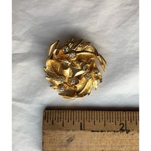 Vintage leaf brooch pin